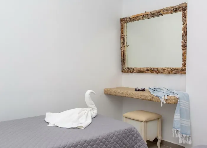 Eudaimonia Apartment *