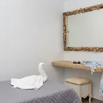 Eudaimonia Apartment *