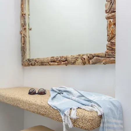 Eudaimonia Apartment