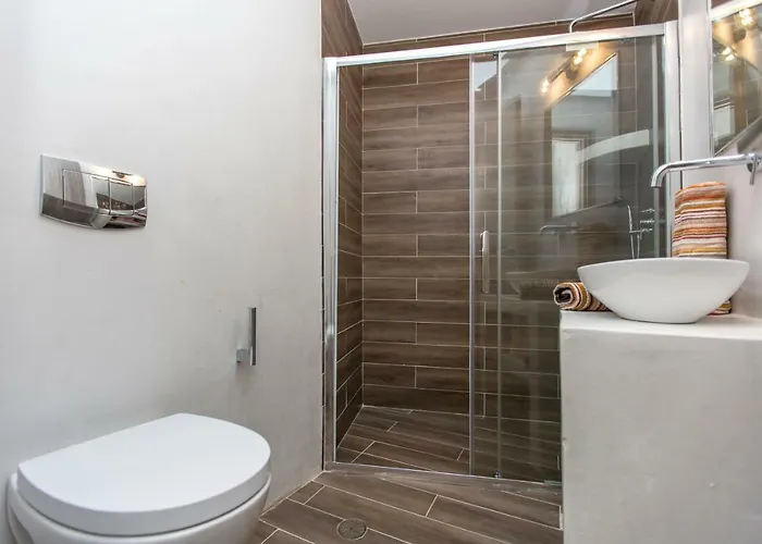 Eudaimonia * Naxos City